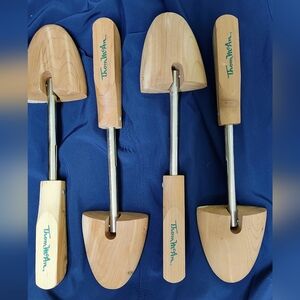Adjustable Cedar Shoe Trees - 2 Pairs